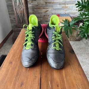 Adidas X turf shoe - mens size. 7.5